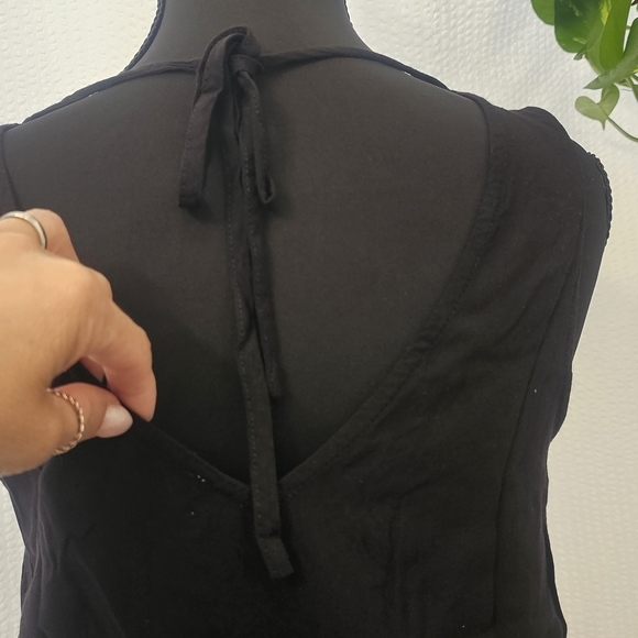 Flying Tomato Embroidered Black Romper - Picture 4 of 5